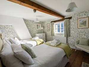 The Woodlark image 10