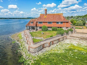 Harbour's View image 8