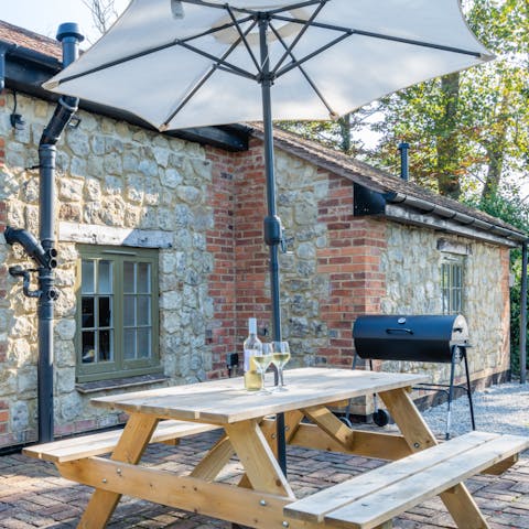 Spend sunny afternoons out on the patio with dinner on the barbecue sizzling away in the background