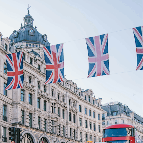 Head into central London for sightseeing and shopping