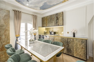 Sweet Paris Symphony image 12