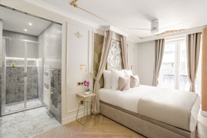 Sweet Paris Symphony image 6