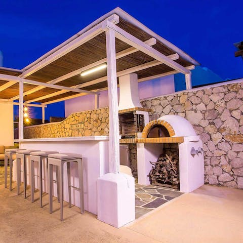 Dine alfresco with the built-in outdoor barbecue