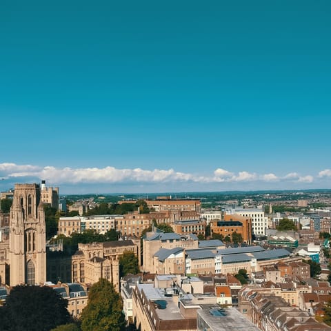 Stay in vibrant Southville, a twenty-five-minute walk from Bristol City Centre