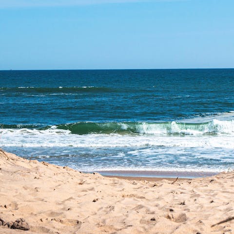 Drive a short distance to lovely Hamptons beaches