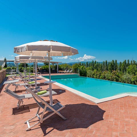 Grab a book or brush up on your Italian from a comfy sun lounger