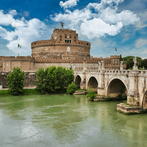 Stay in Borgo Pio, a short walk from Castel Sant'Angelo