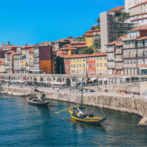 Explore the charming city of Porto from your location in the Bolhão neighbourhood