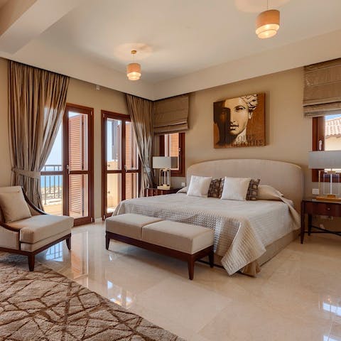Sleep like royalty in the sumptuous main suite