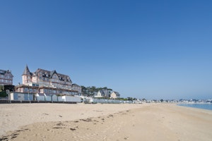 Sea, Sand & Good Times image 11