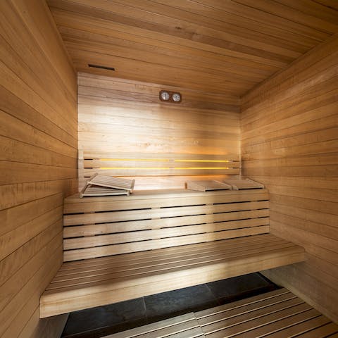 Come home from a day of skiing and unwind in the on-site sauna