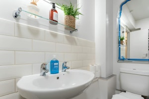 Kemptown Breeze image 8
