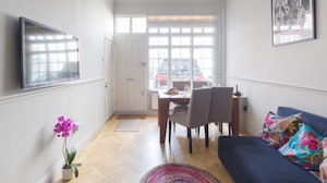 Jasmine Mews image 8