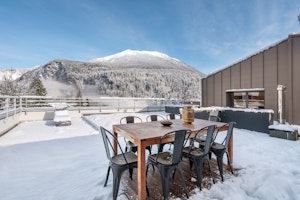 Snowdusted Scenery image 5