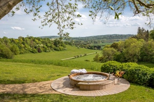 Valley's Edge image 9
