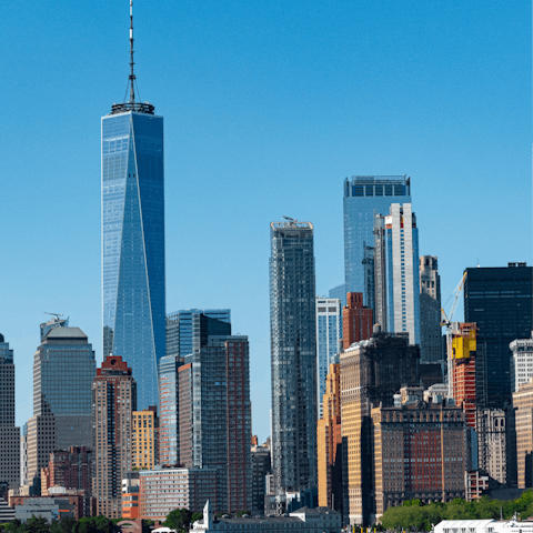 Stay in the bustling Flatiron District, just a ten-minute walk from the Empire State Building