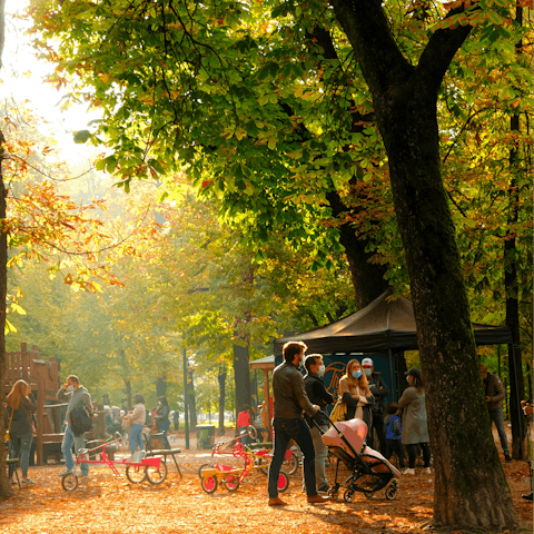 Stroll over to Indro Montanelli Gardens and enjoy a picnic in the park