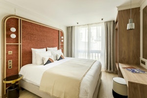 Silver Pearl image 13