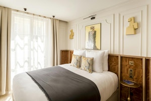 Silver Pearl image 9