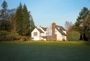 The Lake Gatehouse image 3