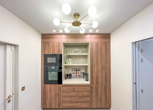 Parisian Loft image 9