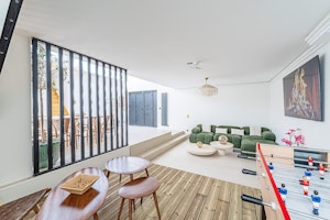 Parisian Loft image 8