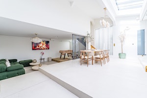 Parisian Loft image 7
