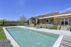 Luberon Views image 7