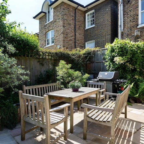 Fire up the barbecue and enjoy a grilled lunch alfresco