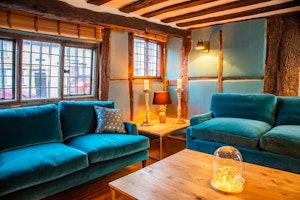 Flute & Snug image 10
