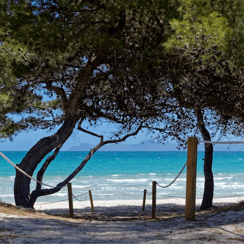 Explore the beautiful beaches of northern Mallorca – just a short drive away