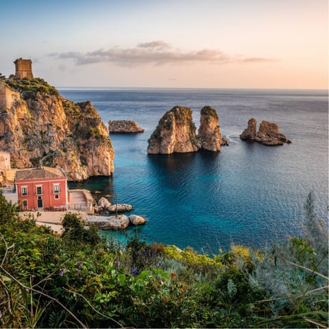Explore Siciliy's stunning coastline – the nearest beach is only 5km away