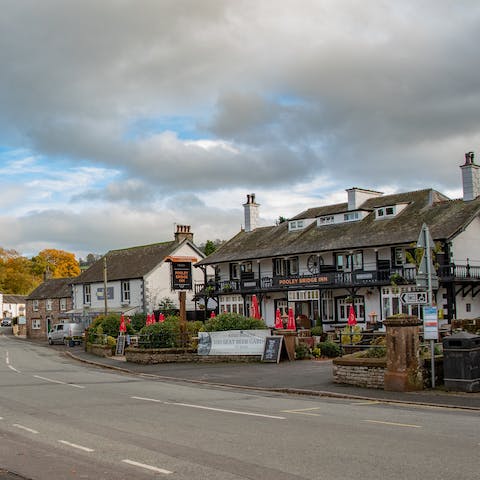 Take a five-mintue drive to Pooley Bridge for a lakeside pub lunch