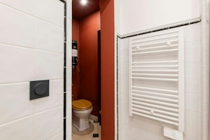 Elegant Quarters image 3