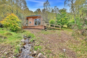 Highland Falls image 4