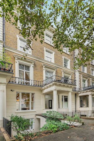 One Fine Residence image 10