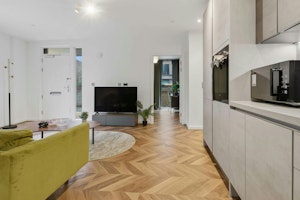 Olympic Park Living image 7