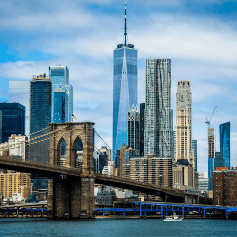 Explore the iconic sights of New York – a short train ride away