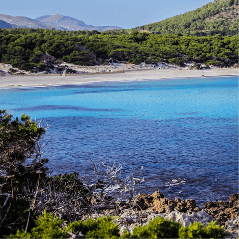 Spend sunny days on Playa de San Pedro de Alcántara, minutes away