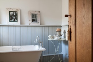 Charing Charm image 11
