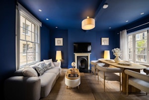 Midnight in Mayfair image 1