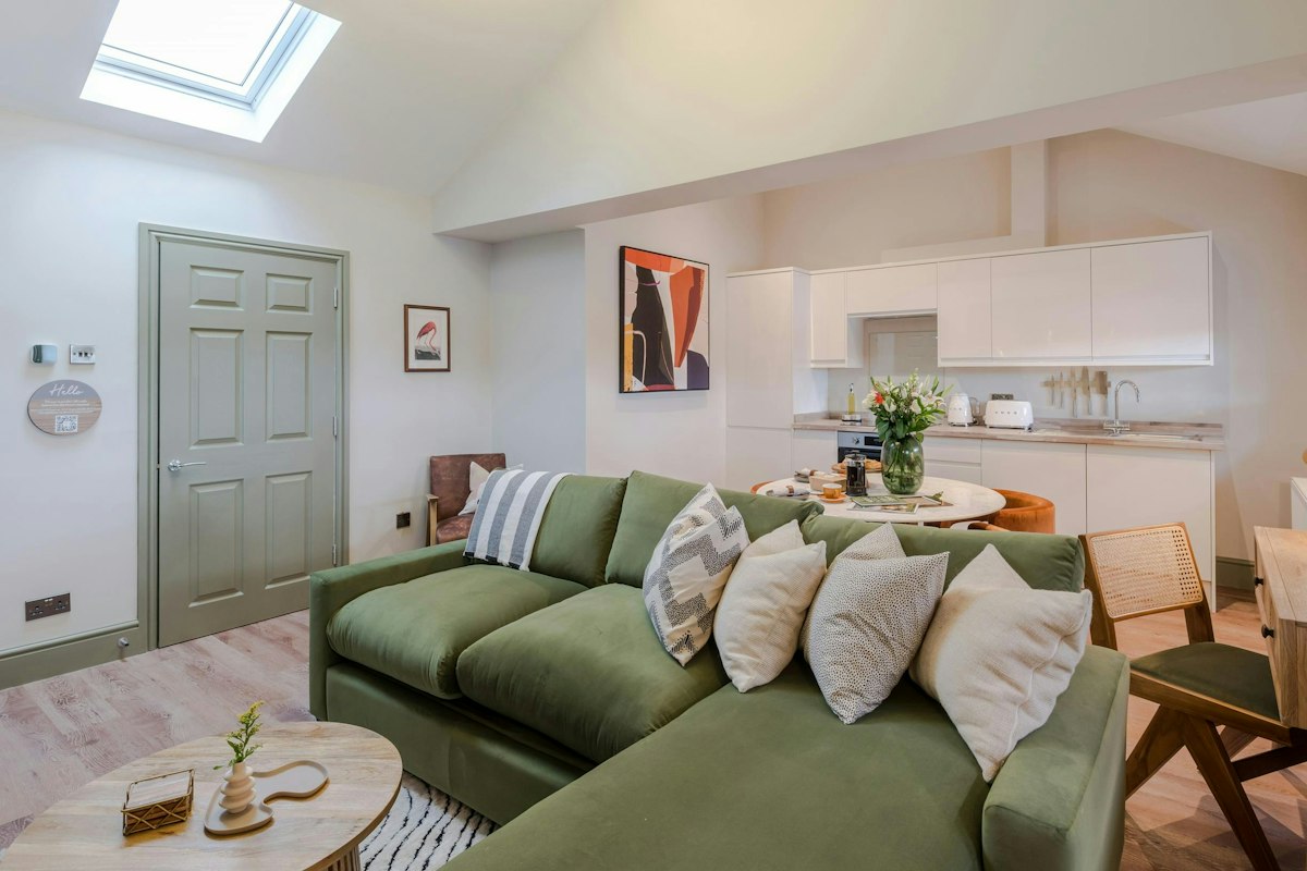 Redland Chic, South West England