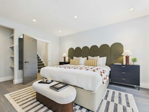 Carnaby Dreams image 3