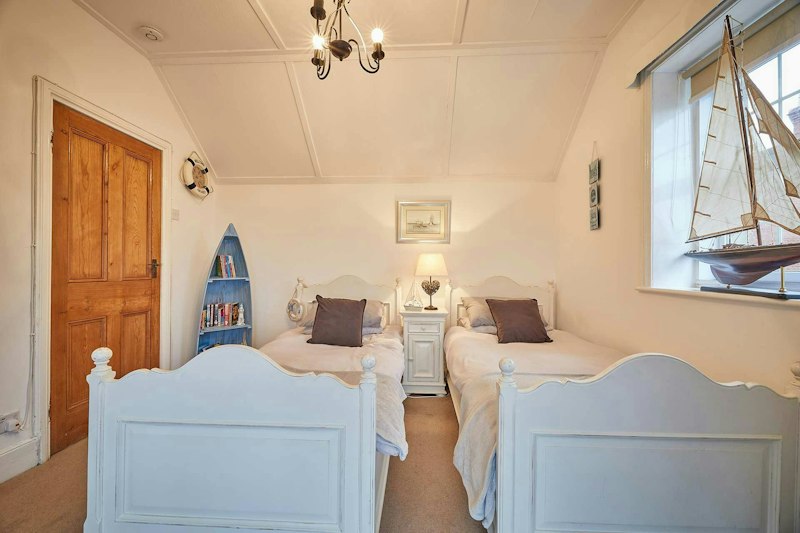 Quaint Coastal Getaway additional image