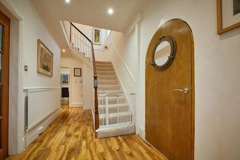 Quaint Coastal Getaway additional image