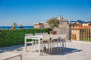 Riviera Rise image 8