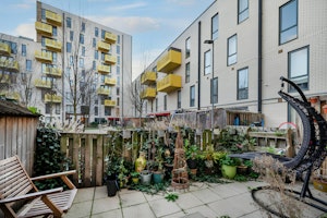 East Sundays image 10