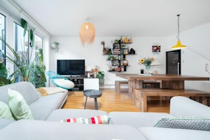 East Sundays image 9
