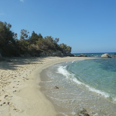 Spend lazy days along Kastraki's powder-white shores, just a few minutes drive away 