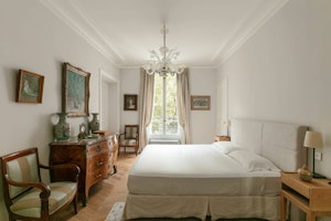 Golden Alcove image 7